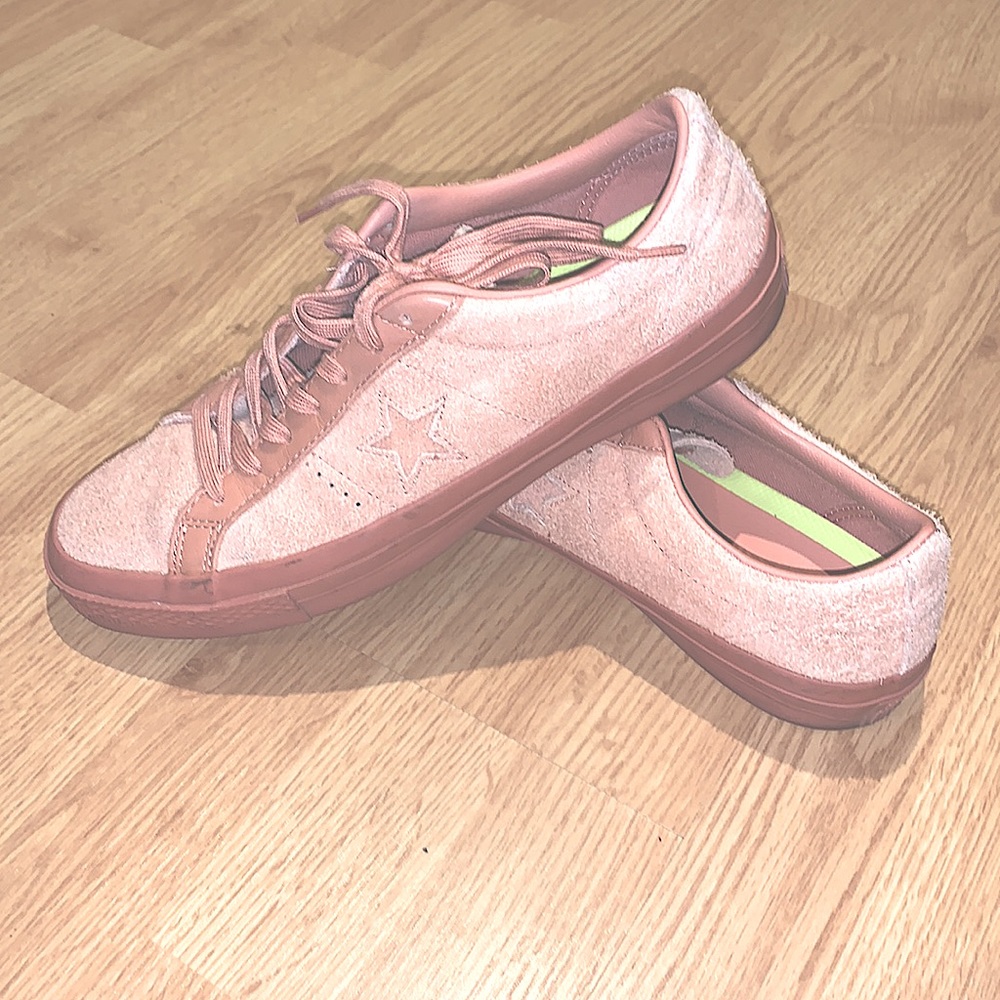 Converse One Star OX. Salmon Light Pink Suade. Lunarlon Insoles.